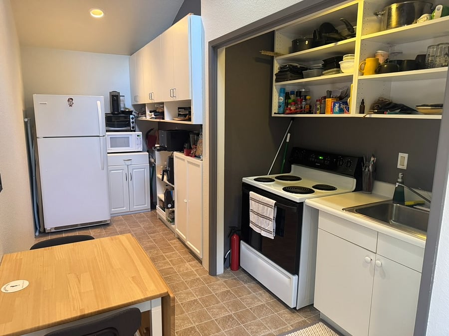 Furnished Finder property 1005682_1 photo 13