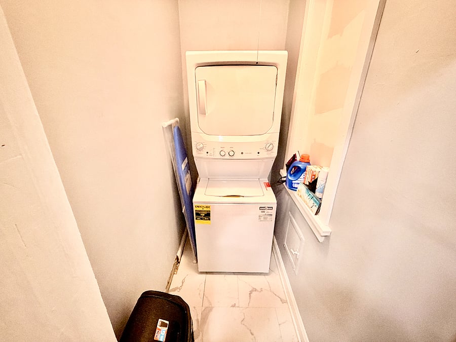 In Unit Washer Dryer