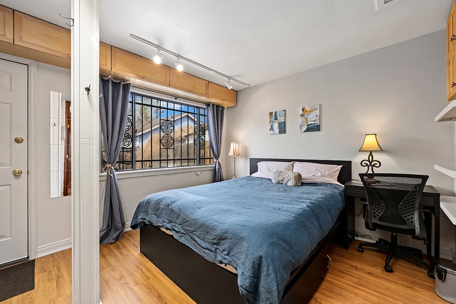 Furnished Finder property 1005716_1 photo 11