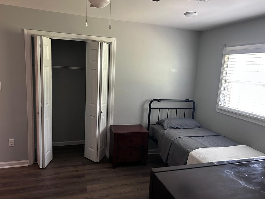 Furnished Finder property 1005734_1 photo 12