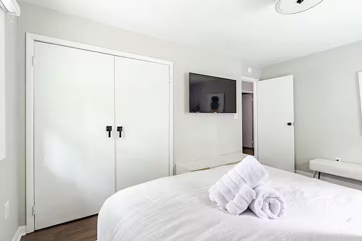 Furnished Finder property 1005741_1 photo 27