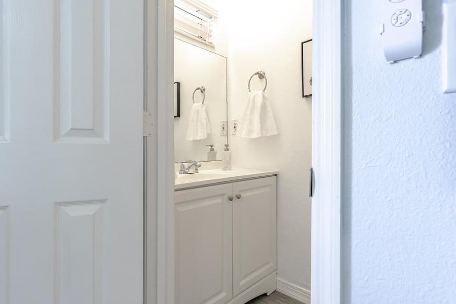 Furnished Finder property 1005760_1 photo 12