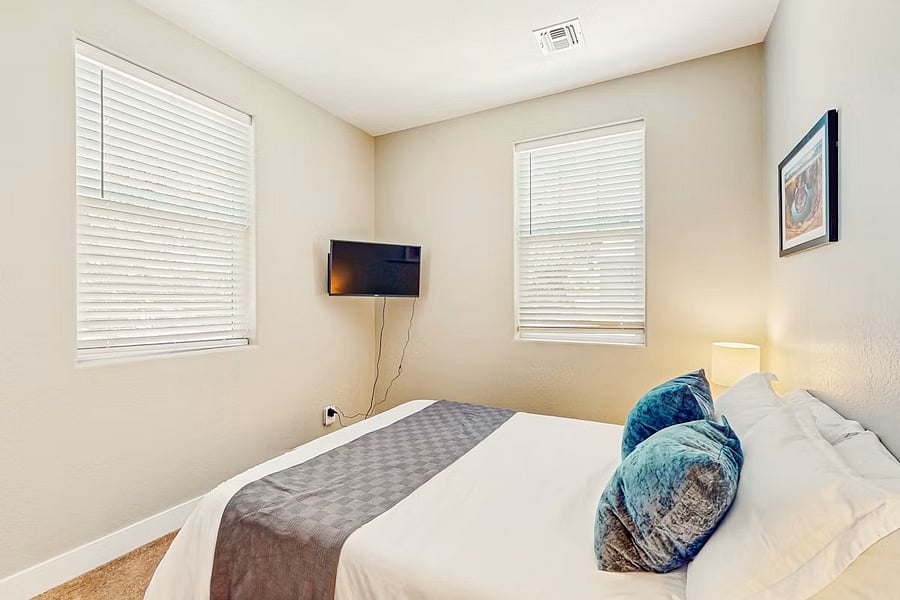 Furnished Finder property 1005773_1 photo 17