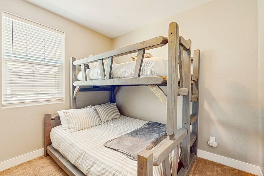 Furnished Finder property 1005773_1 photo 20