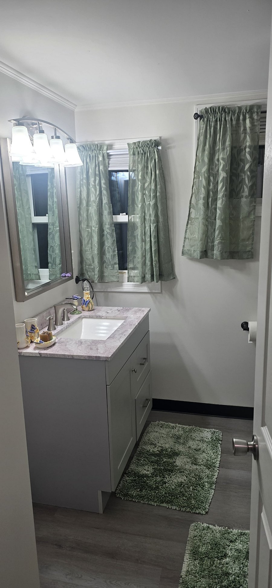 Furnished Finder property 1005781_1 photo 4