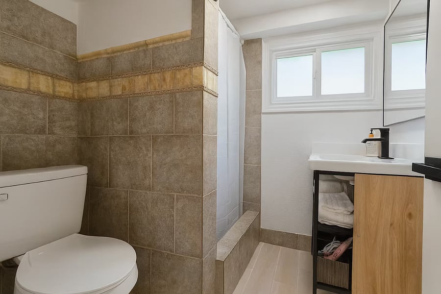 Furnished Finder property 1005782_1 photo 9