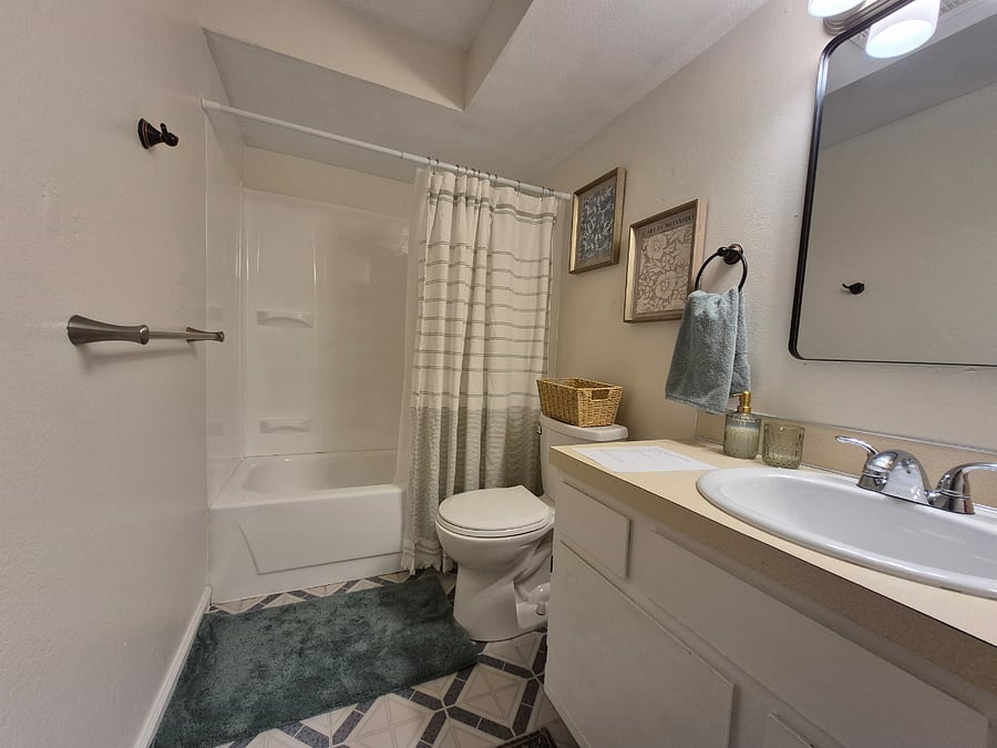 Furnished Finder property 1005794_1 photo 17