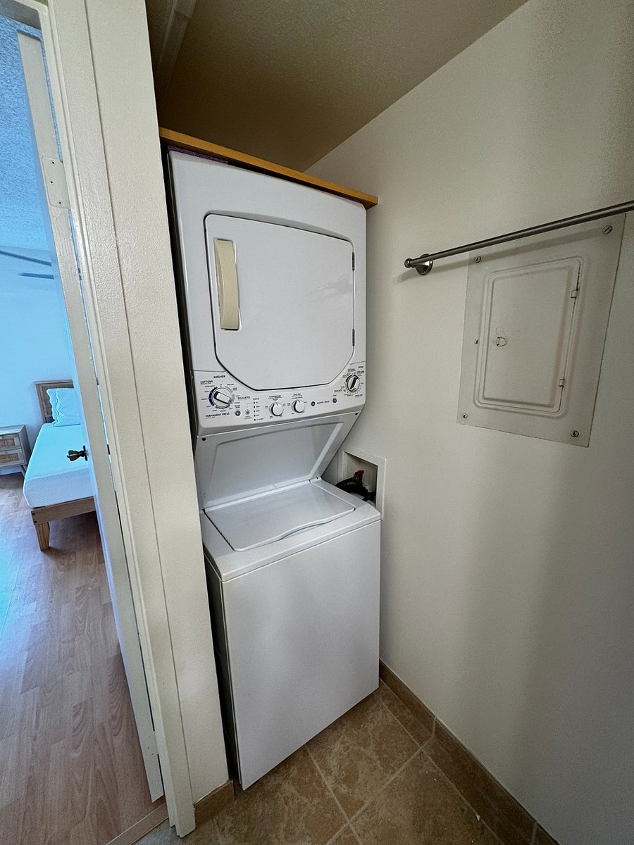 Furnished Finder property 1005795_1 photo 15
