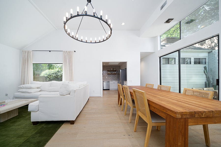 Seamless flow into the open dining space with seating for six. Ideal for shared meals, remote work or family and friends.