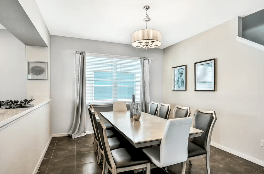 Dinning Room 1