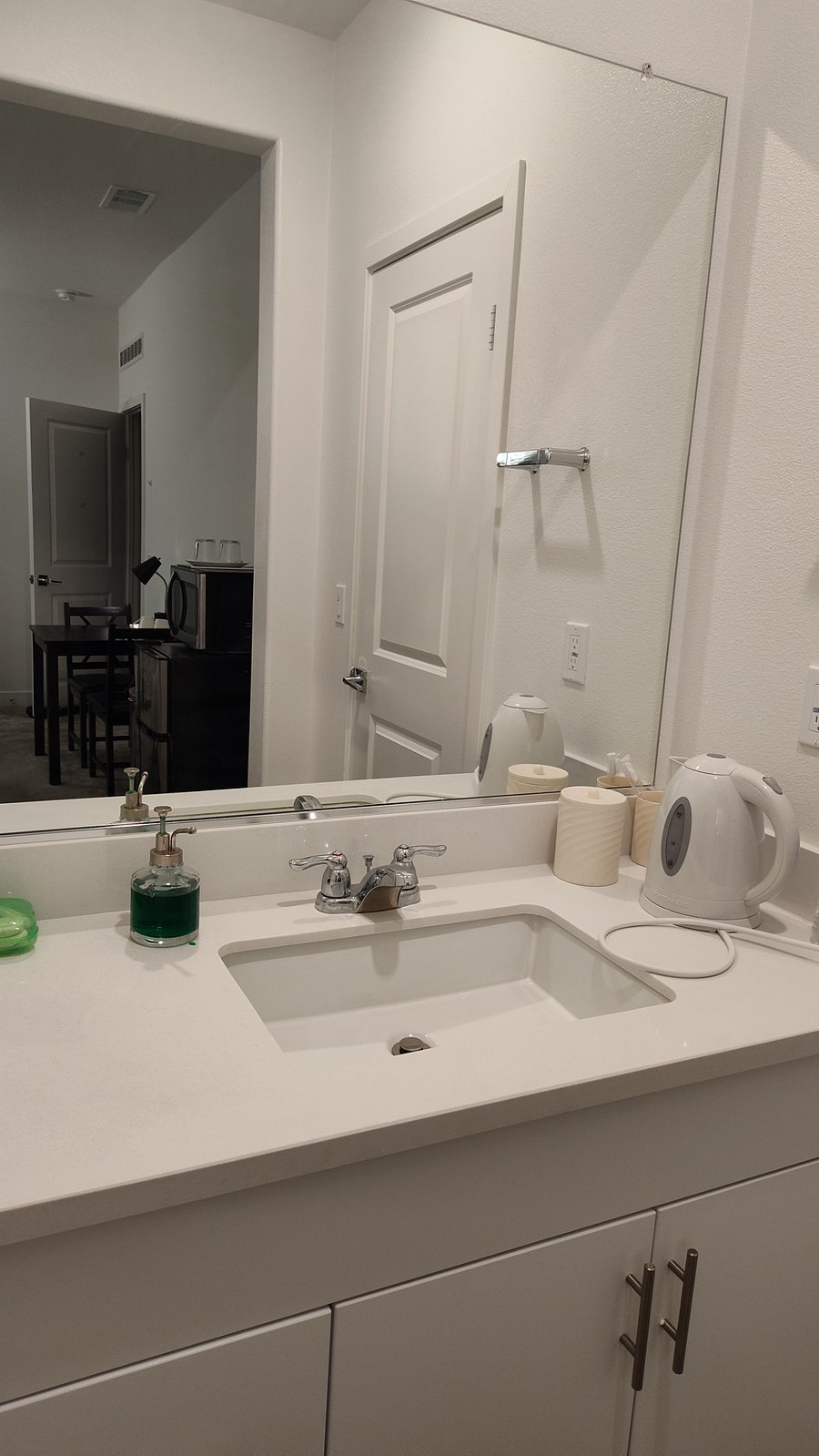 Furnished Finder property 1005811_1 photo 7