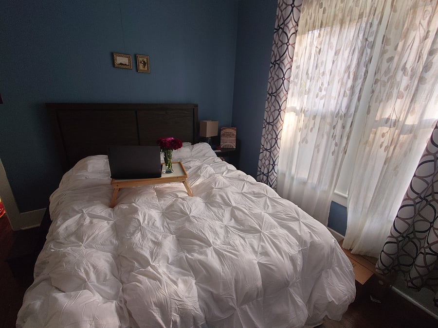 Downstairs bedroom with shared bathroom 2