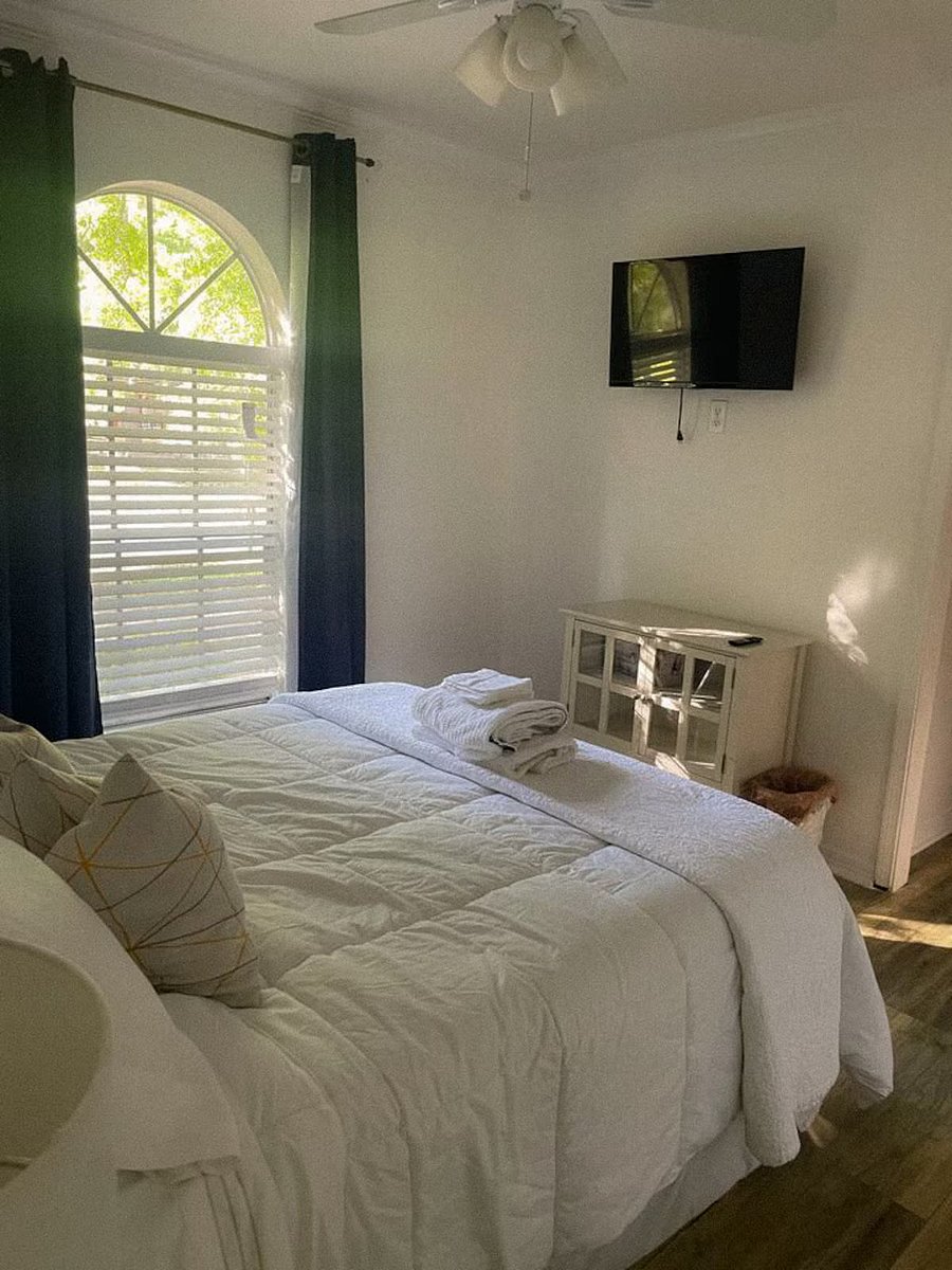 Furnished Finder property 1005834_1 photo 21