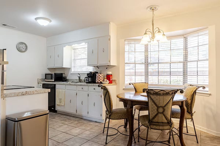 Furnished Finder property 1005834_1 photo 12
