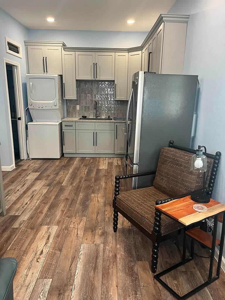 Full Kitchen and In-Unit Washer and Dryer