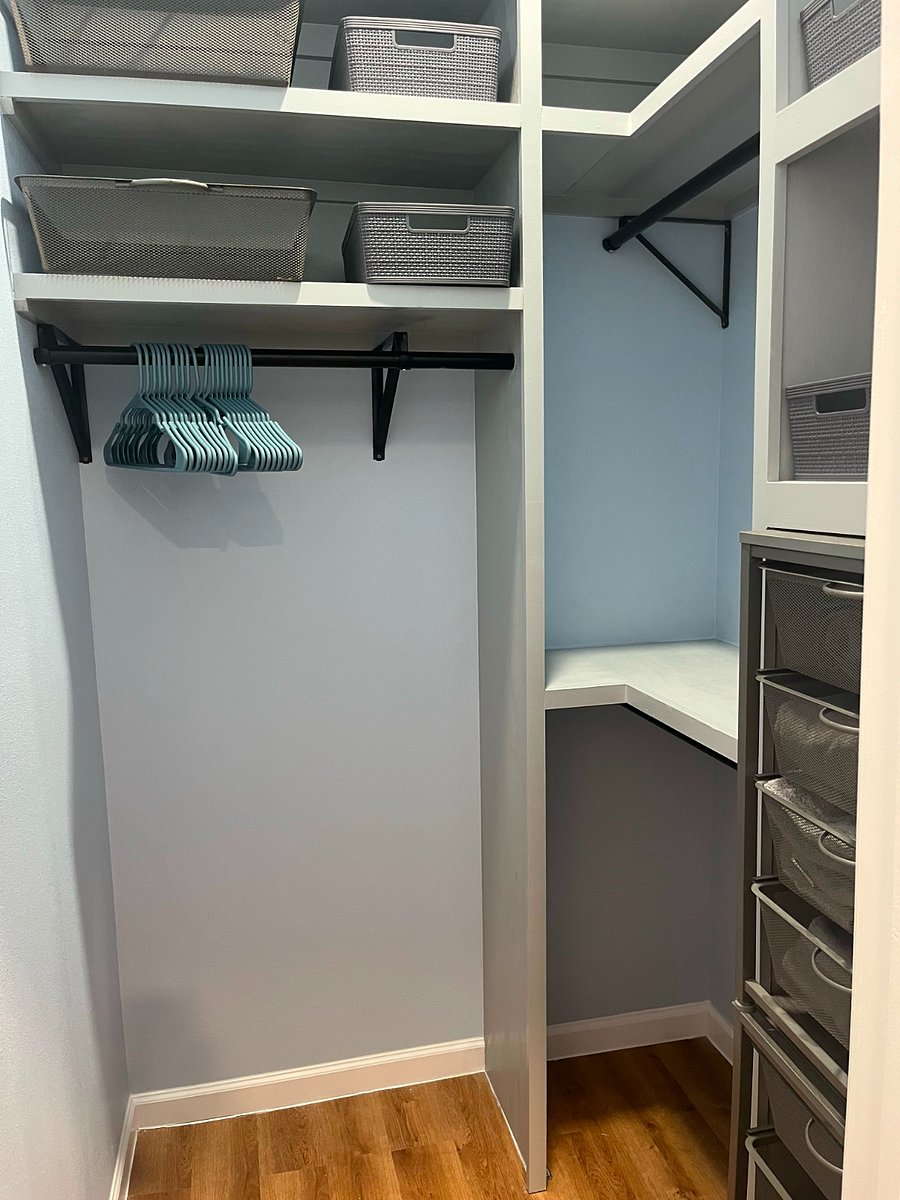 Walk In Closet
