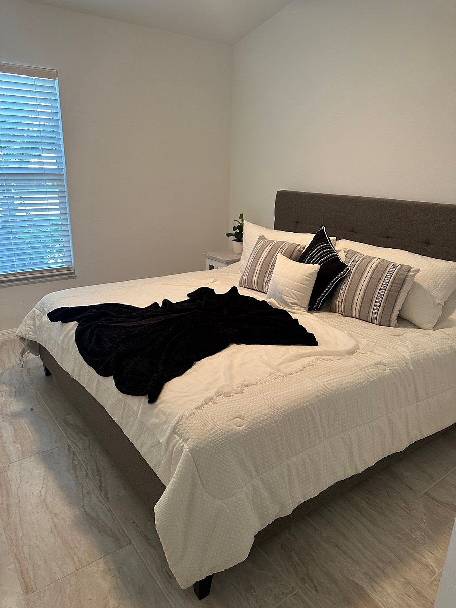 Furnished Finder property 1005844_1 photo 7