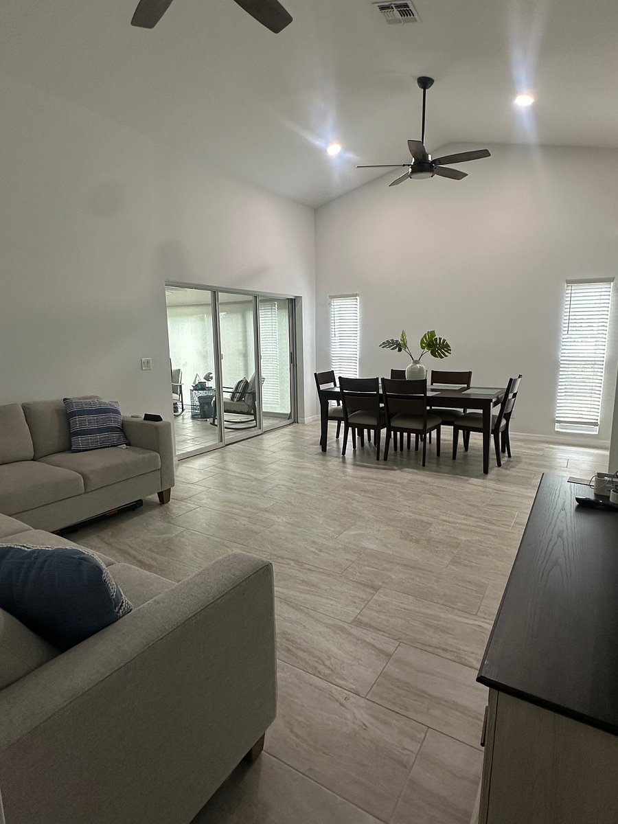 Furnished Finder property 1005844_1 photo 3