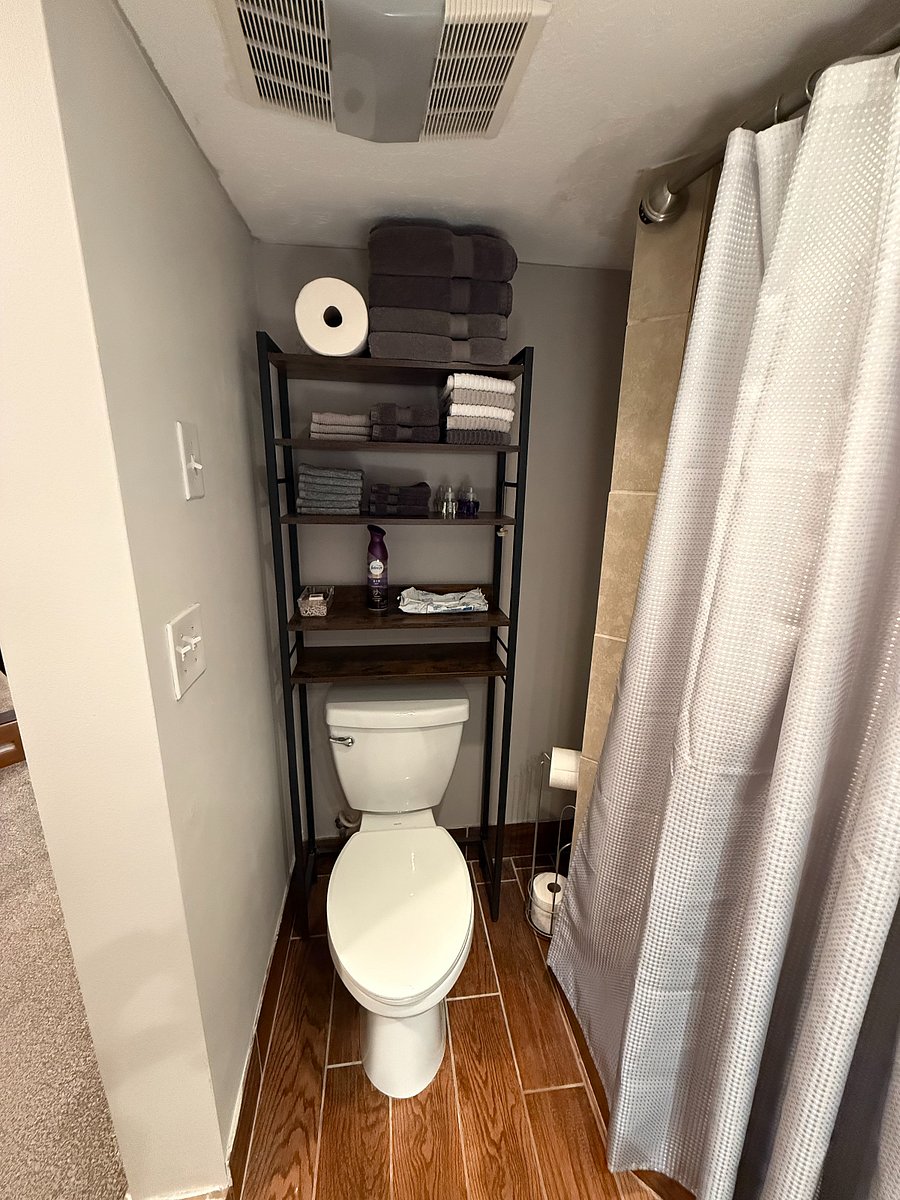 Furnished Finder property 1005848_1 photo 25