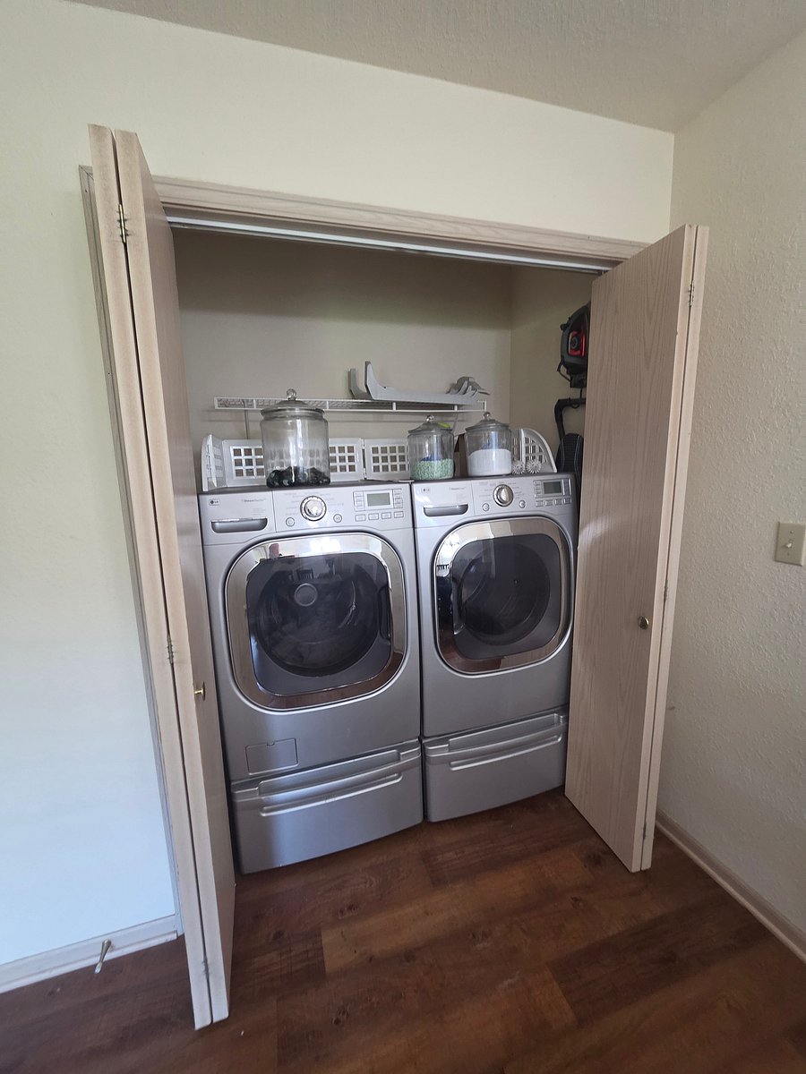 Furnished Finder property 1005864_1 photo 14