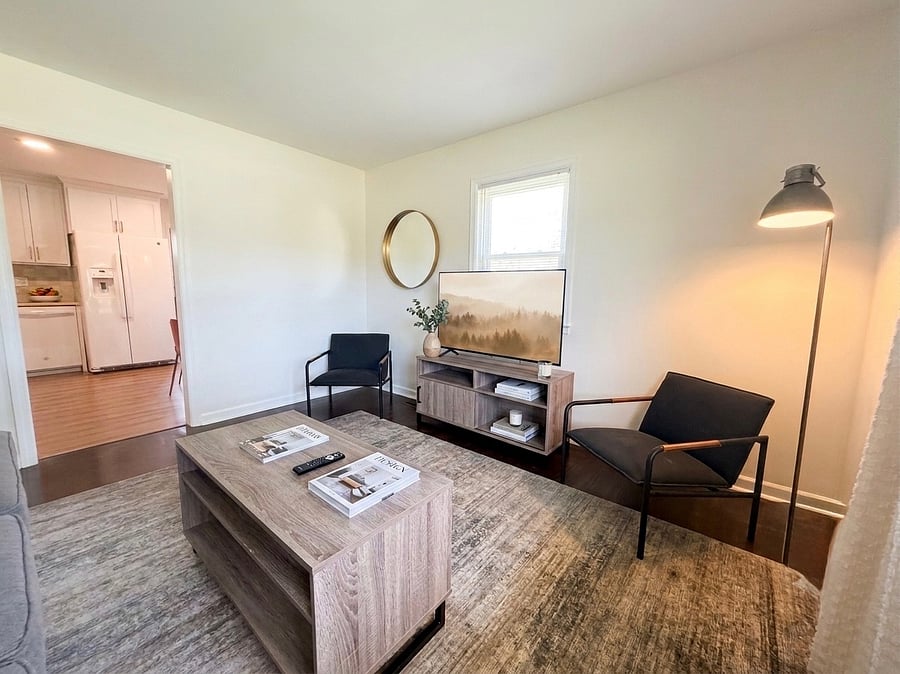 Furnished Finder property 1005868_1 photo 3