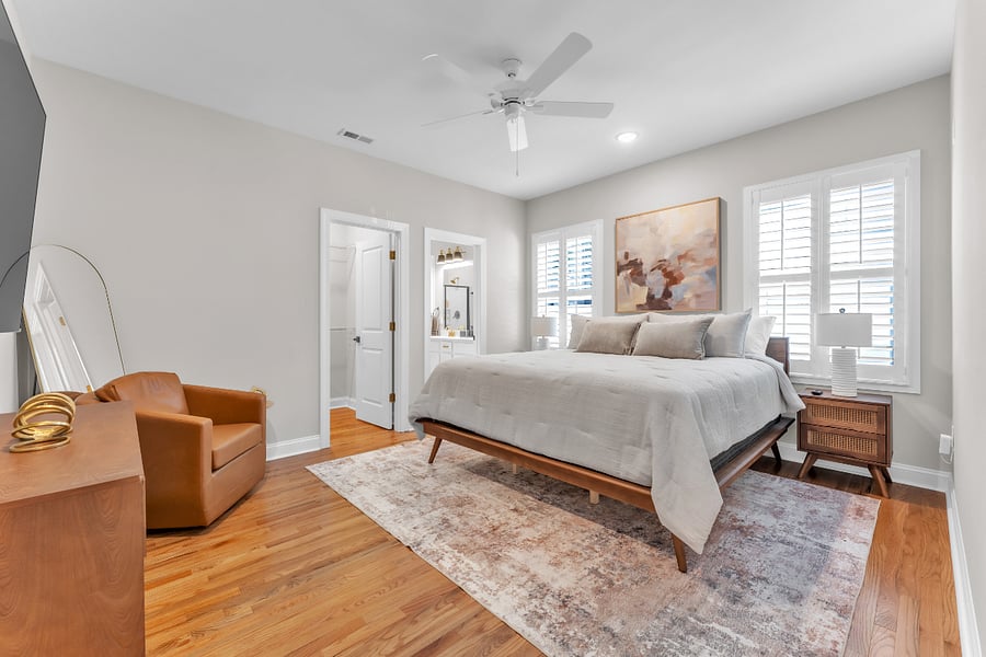 Master Bedroom- King, 75" Smart TV