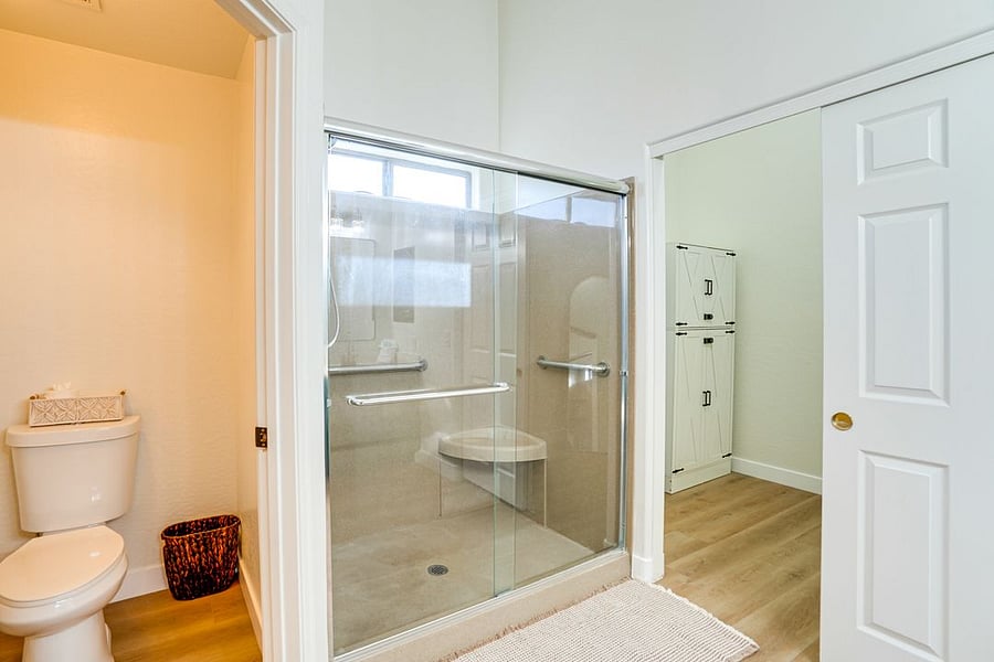 Furnished Finder property 1005882_1 photo 22