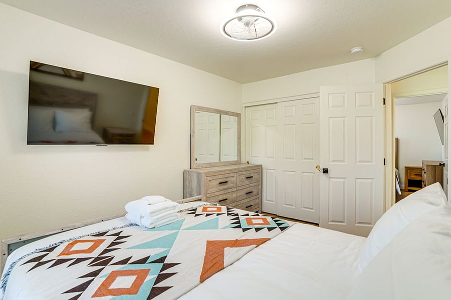 Furnished Finder property 1005882_1 photo 16