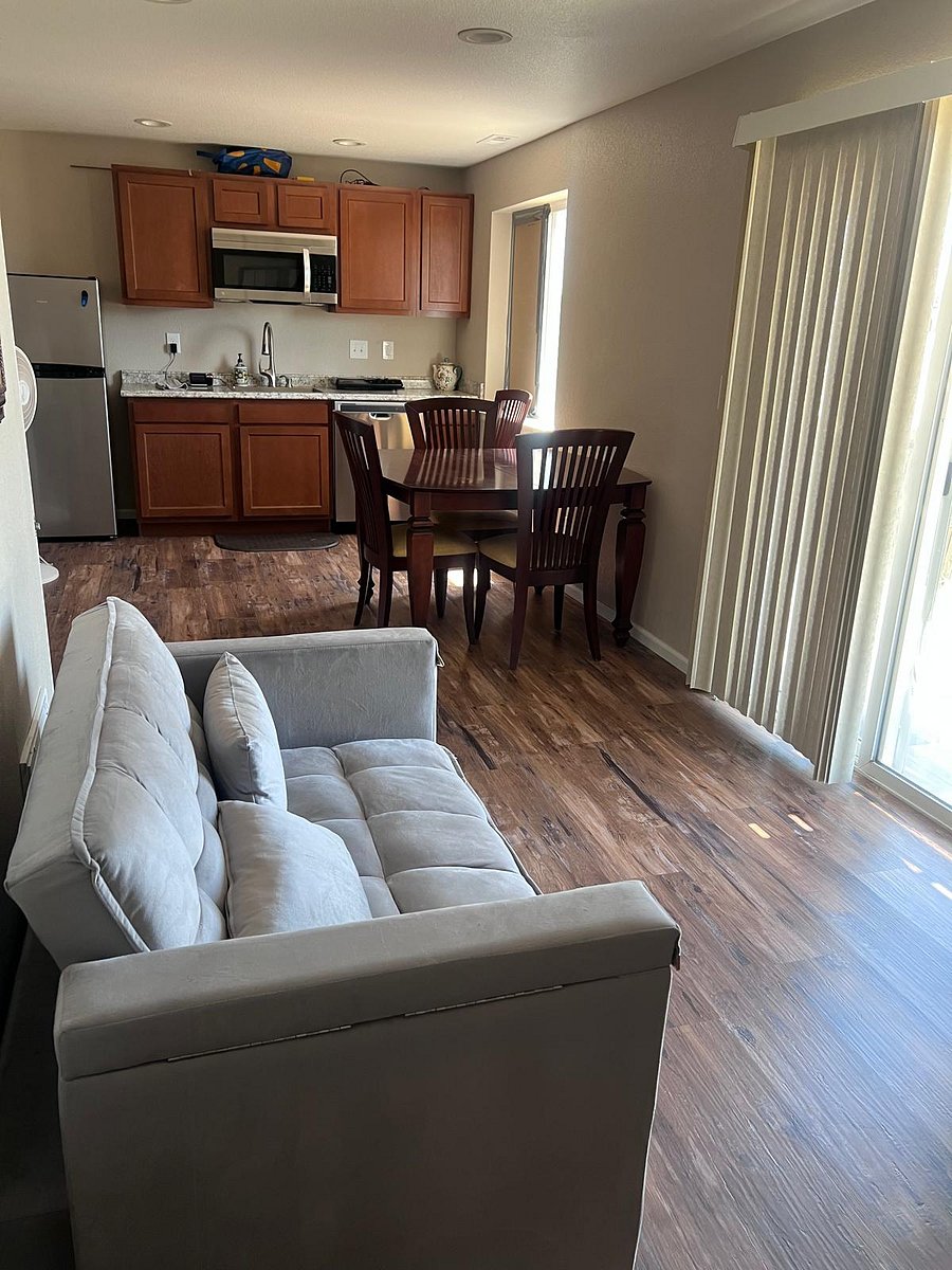 Furnished Finder property 1005891_1 photo 2