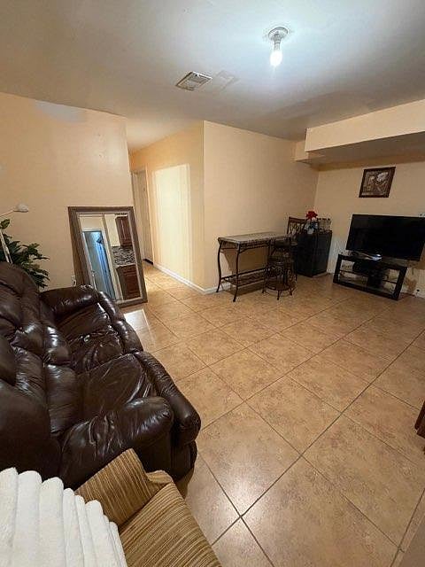 Furnished Finder property 1005910_1 photo 4