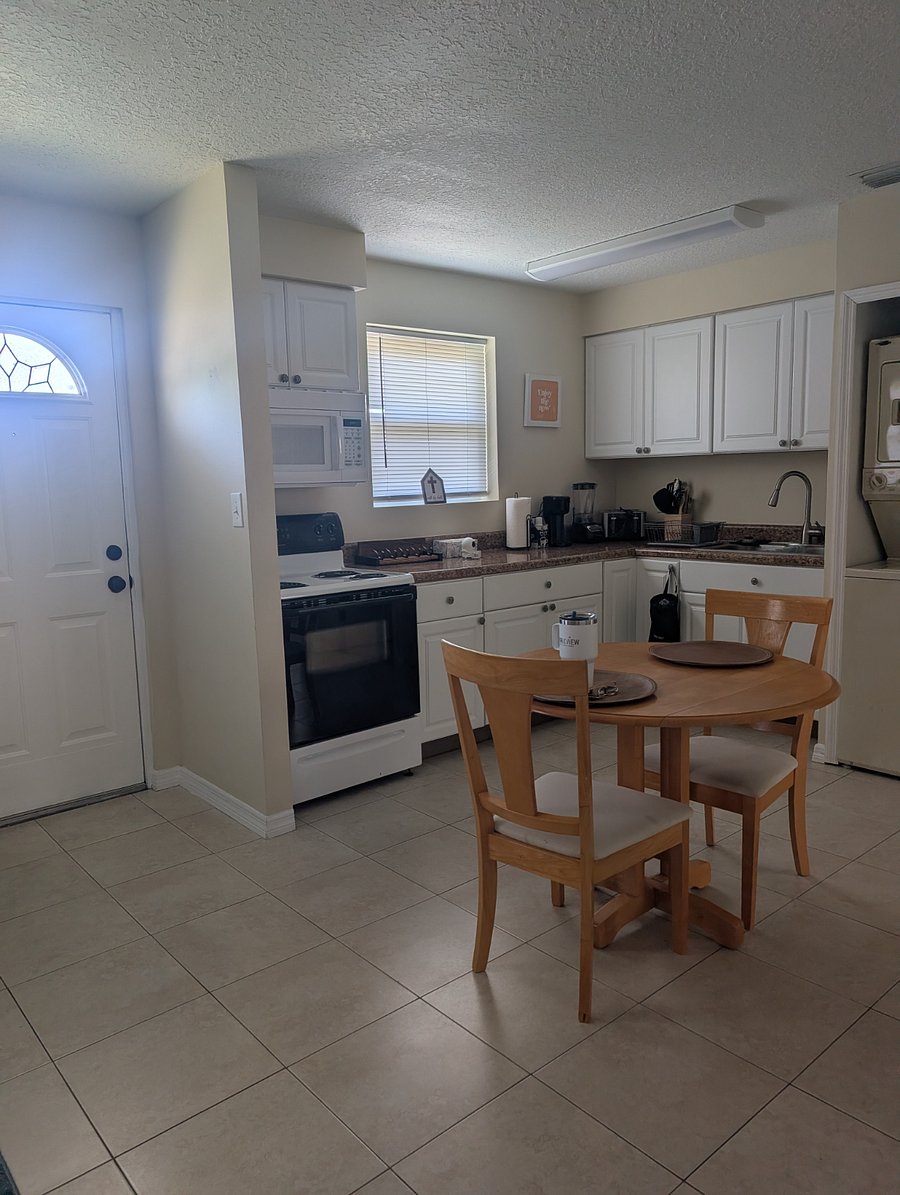 Furnished Finder property 1005911_1 photo 3