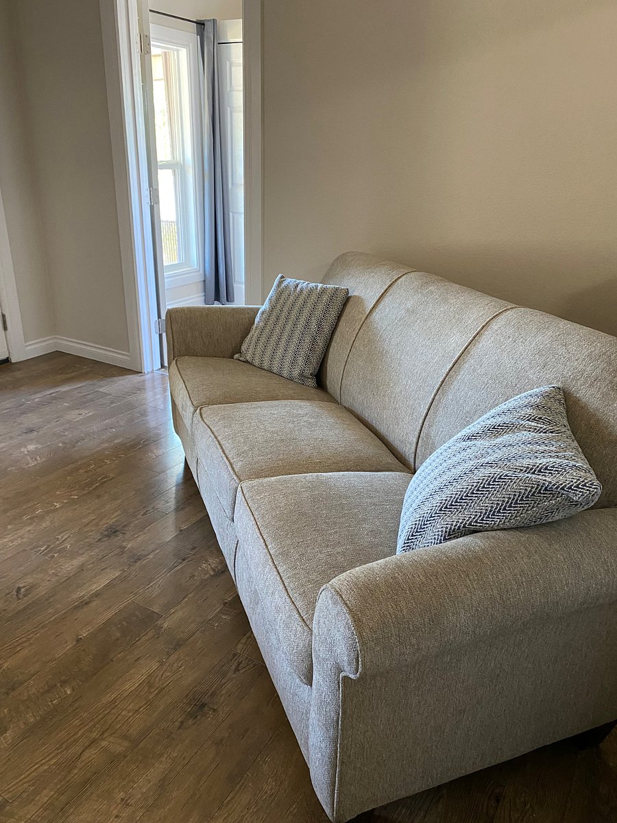 Furnished Finder property 1005931_1 photo 2
