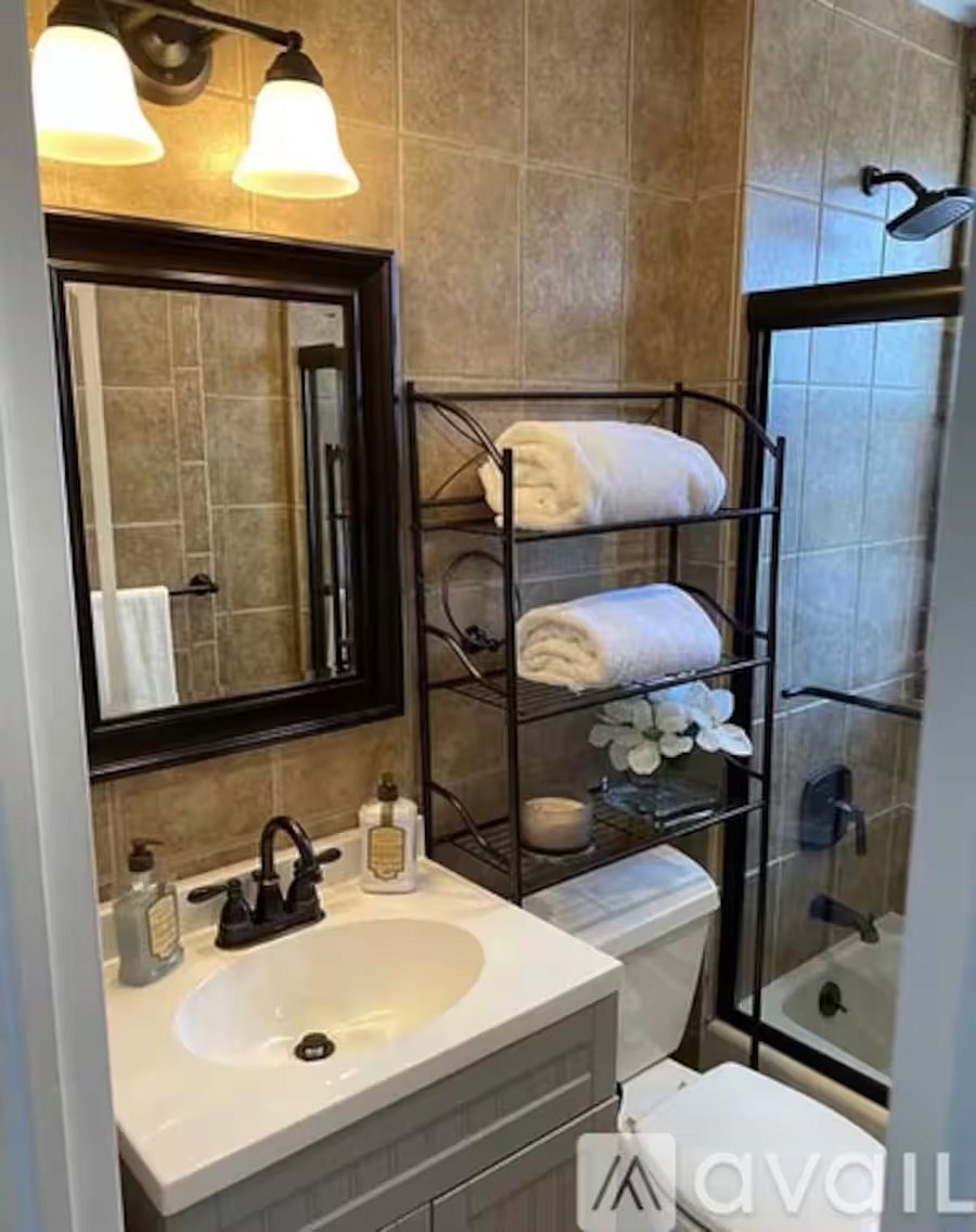 Furnished Finder property 1005940_1 photo 4