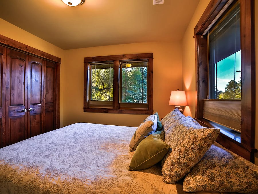 Furnished Finder property 1005941_1 photo 32