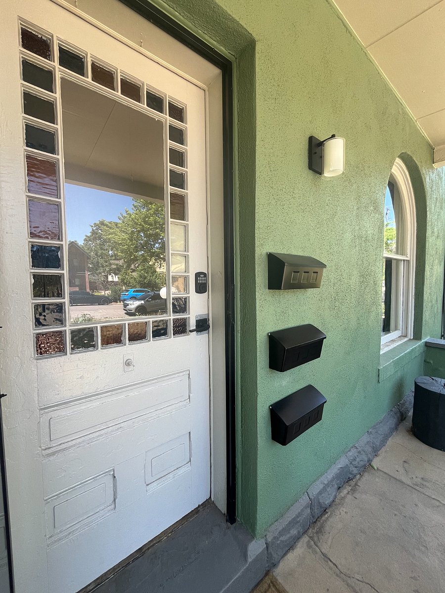 Furnished Finder property 1005959_1 photo 2