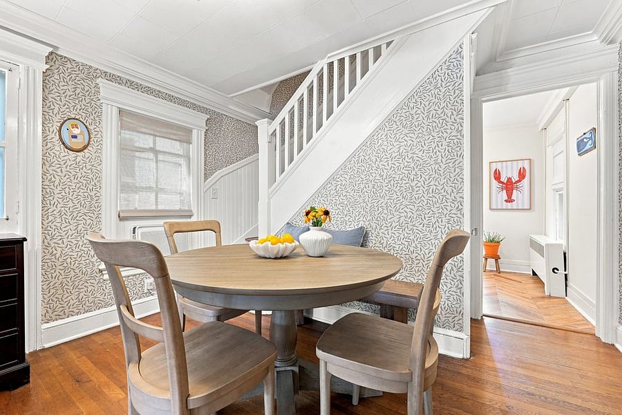 Charming dining room