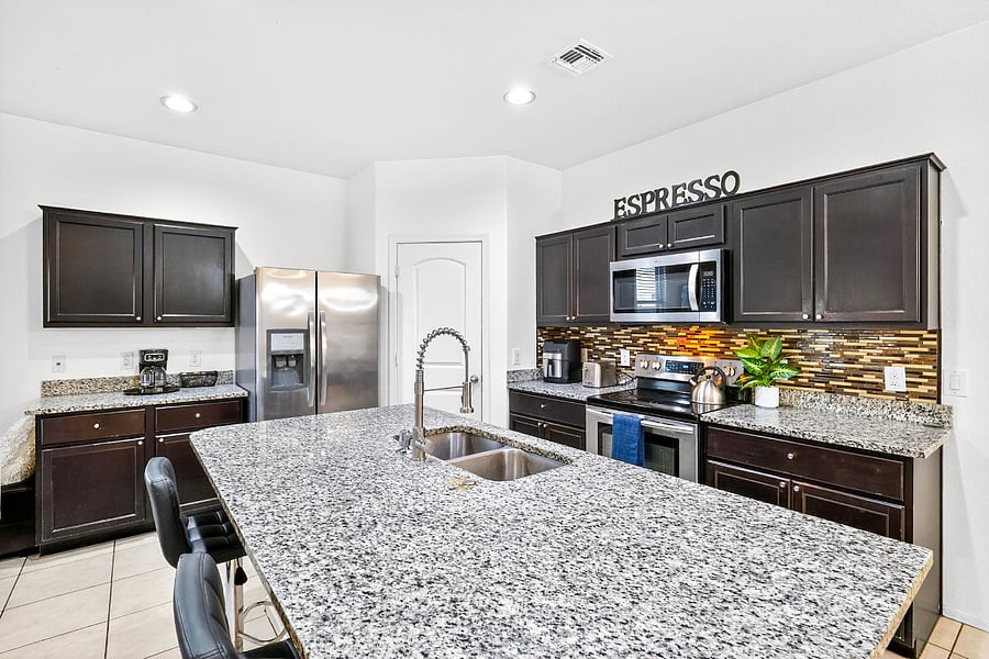 Furnished Finder property 1005974_1 photo 3
