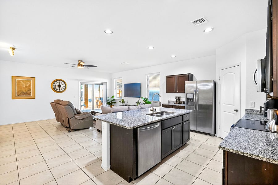 Furnished Finder property 1005974_1 photo 6