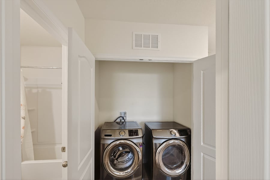 Furnished Finder property 1005975_1 photo 22