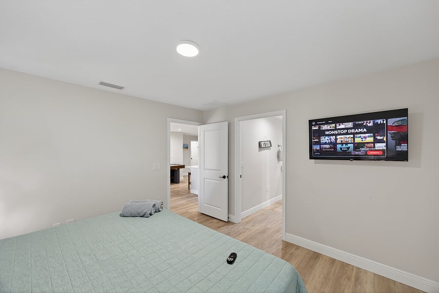 Furnished Finder property 1005977_1 photo 12