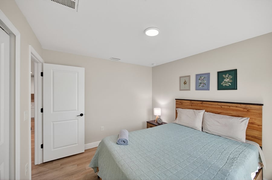 Furnished Finder property 1005977_1 photo 13