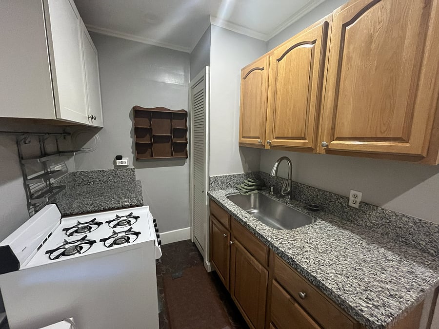 Furnished Finder property 1005989_1 photo 8