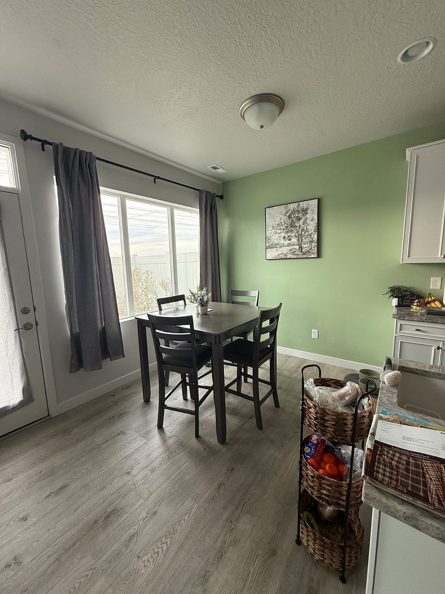 Furnished Finder property 1005993_1 photo 4