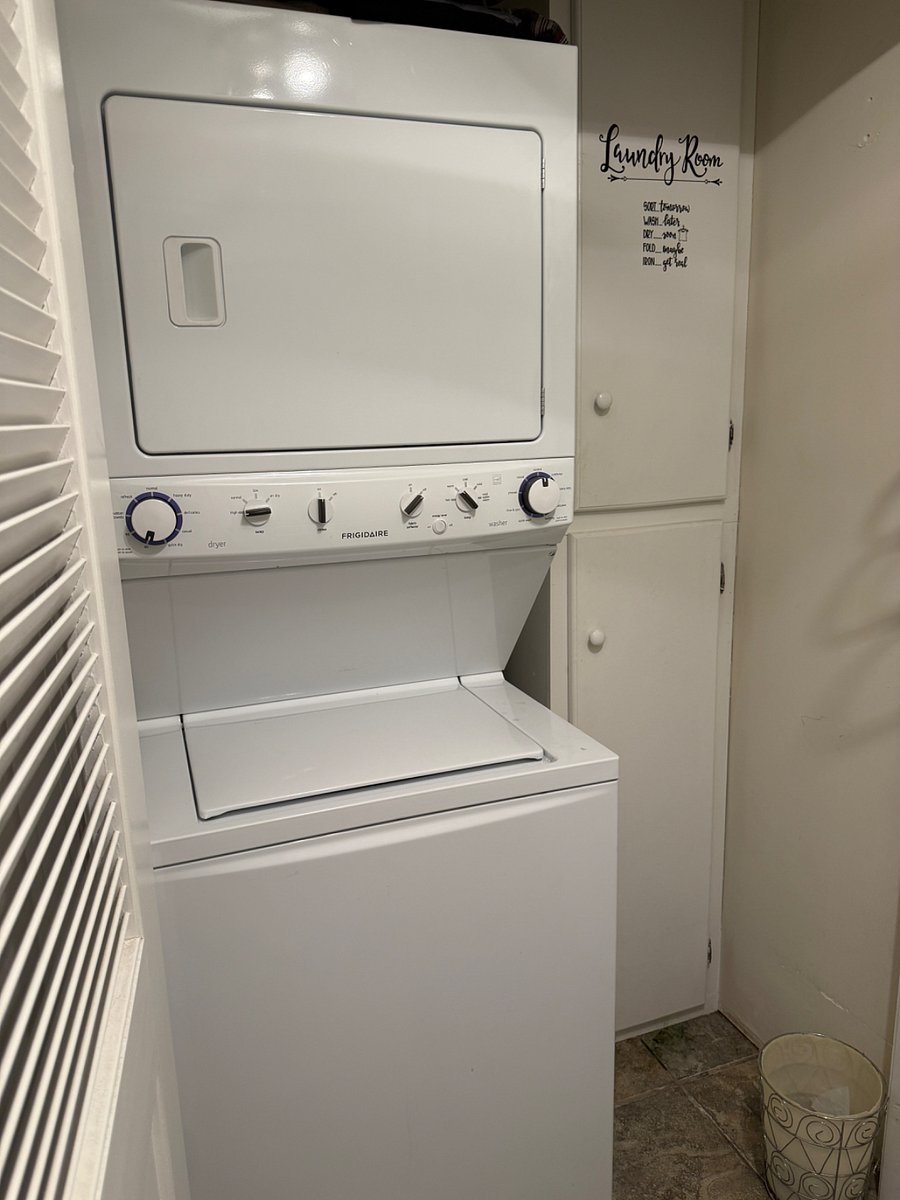 Washer/Dryer in unit