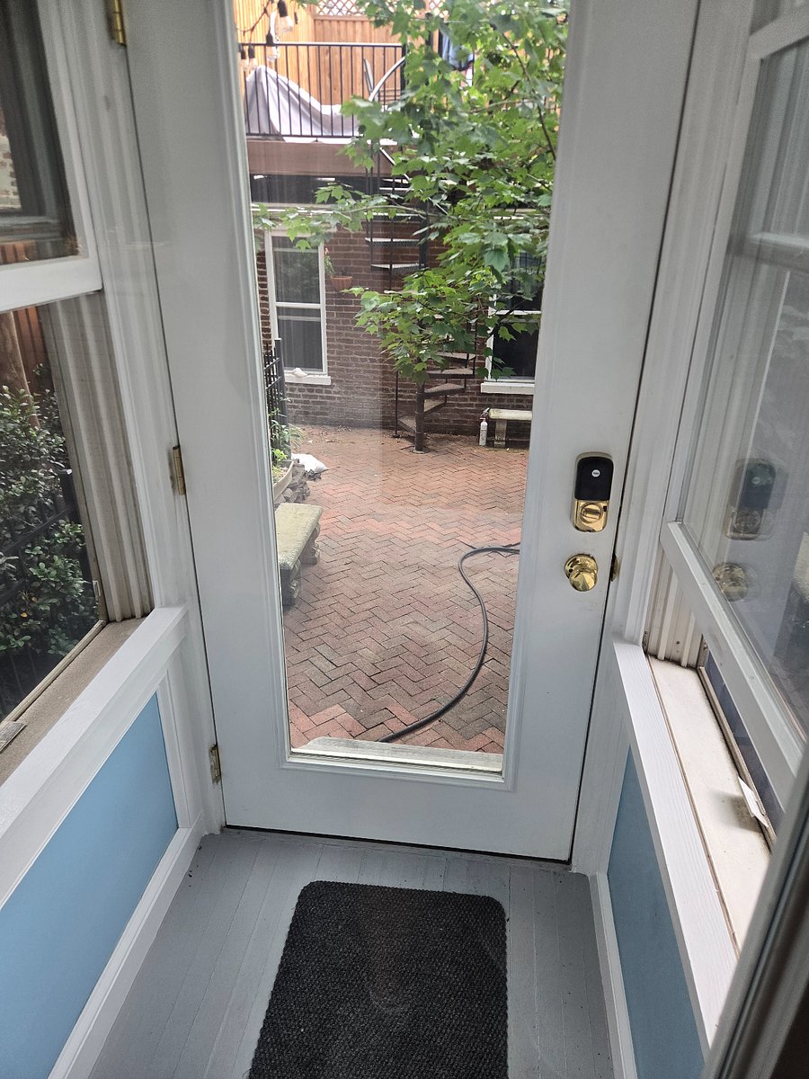 door from back porch to yard
