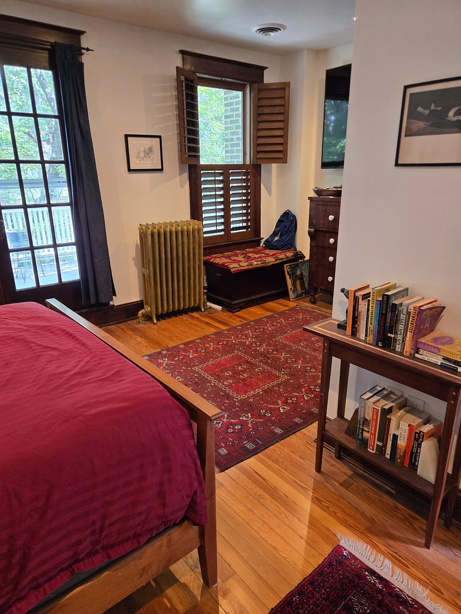 front bedroom view to porch
