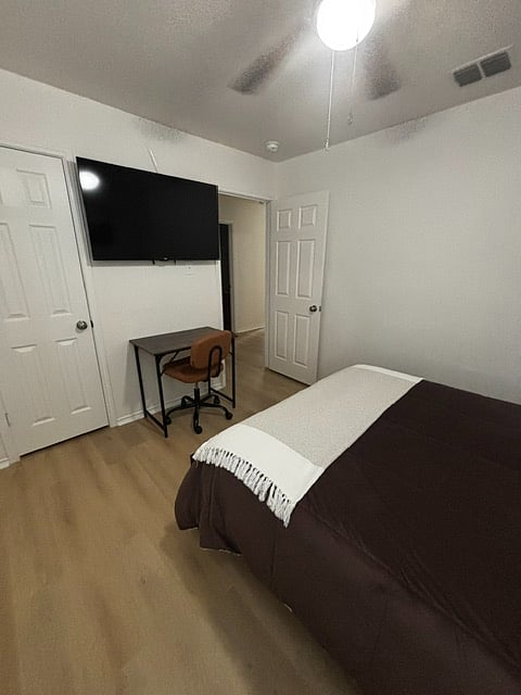 Furnished Finder property 1006028_1 photo 6