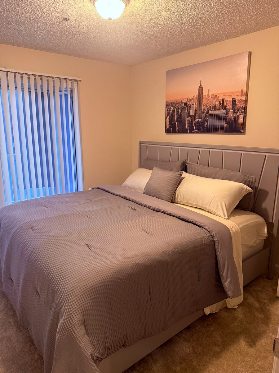 King bed with gel memory foam mattress and cooling luxury bamboo bed sheet. 