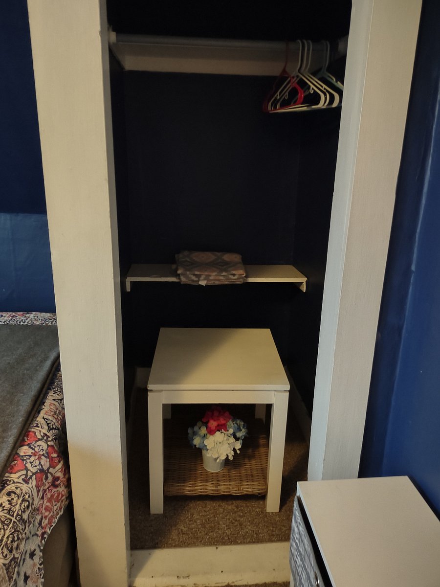 Closet Bedroom 2