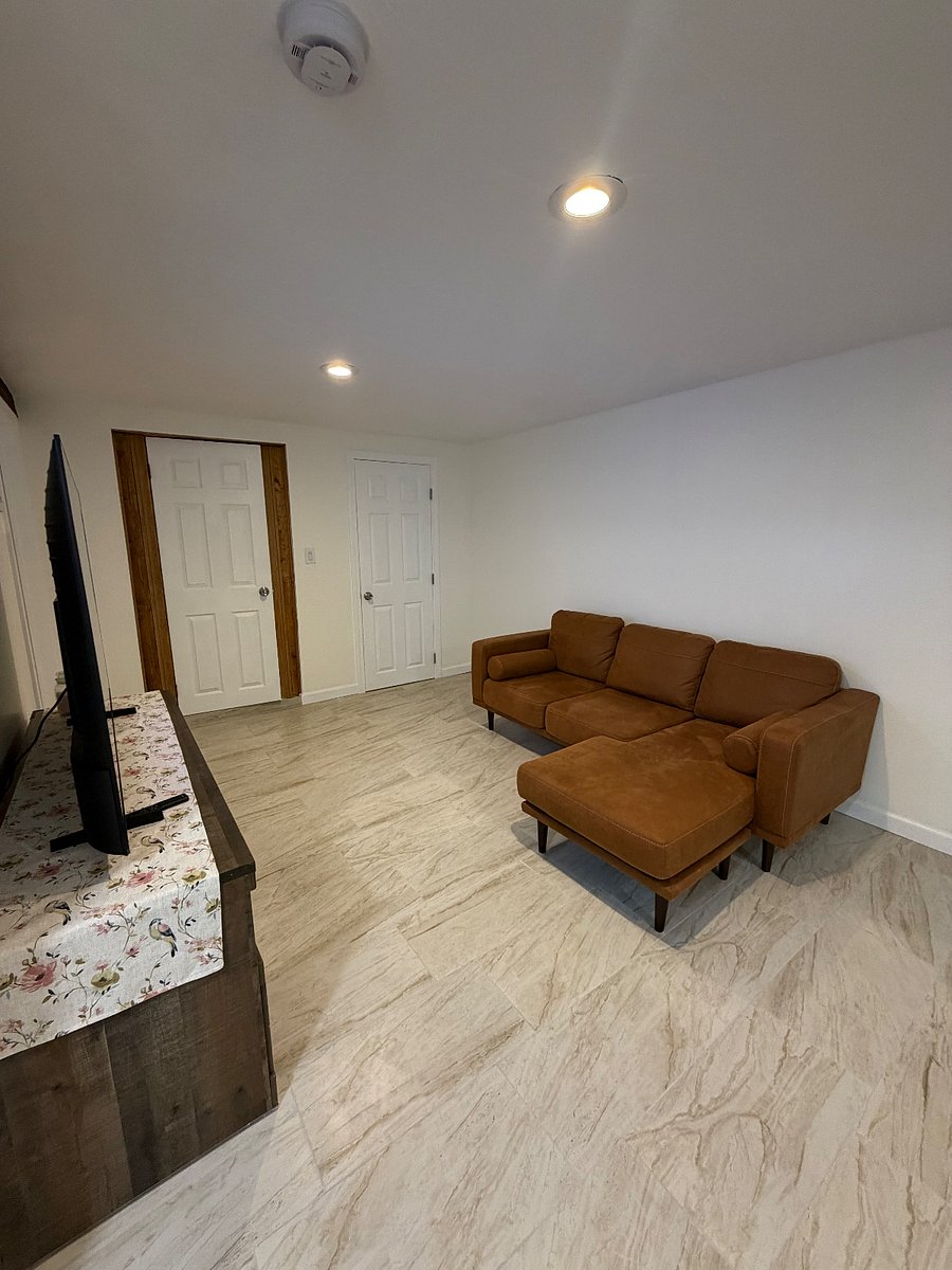 Furnished Finder property 1006072_1 photo 8